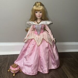 Disney Princess Aurora “Sleeping Beauty” Brass Key Keepsake Porcelain Doll